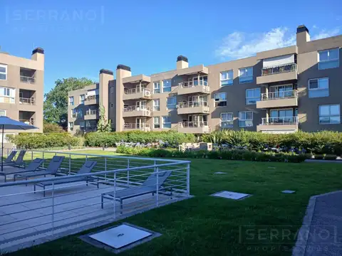 SGM. Venta  Departamento 2 amb con Jardin propio. cochera en Pasionaria, Martinez