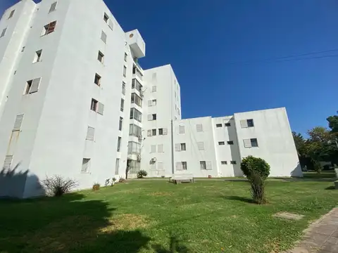 Departamento en Quilmes Oeste 4 ambientes en venta