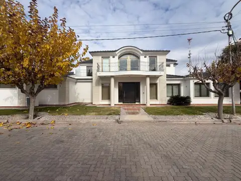 Casa en Venta en Libertador Gral San Martin, San Martín