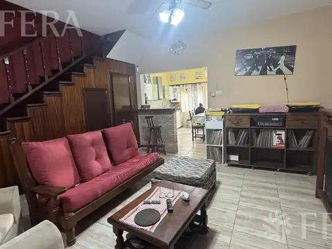 Casa en Venta con 1 cochera