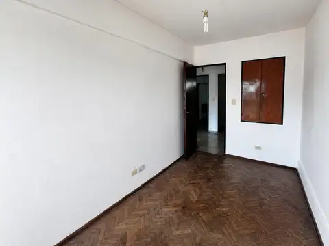 Departamento en Venta, Macrocentro, Rosario, 2 dormis en oportunidad !