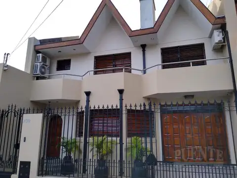 Casa - Banfield Oeste