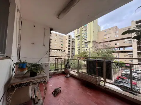 Departamento 5 ambientes con 2 baños