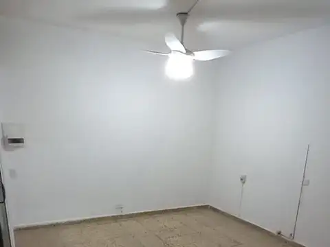 Depto Tipo Casa 6 ambientes con 2 baños