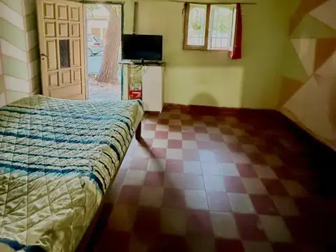 Casa 4 ambientes con 1 baño