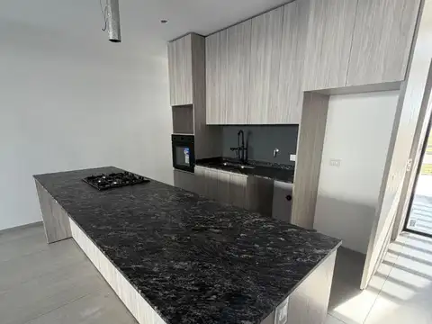 Depto Tipo Casa en Venta en Nobu Town, USD 195.000