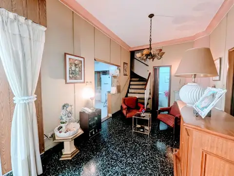 Casa en Venta con 1 cochera