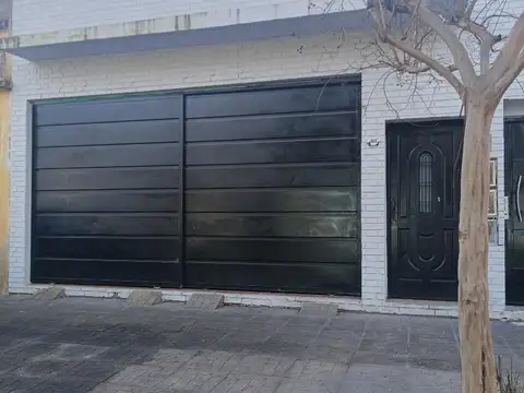 Complejo de Departamentos – Calle Juan Larrea 1800