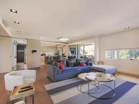 Piso Completo en Alquiler Amoblado - 3 Dormitorios en Suite - 212 m² - Plaza Arenales - Villa Devoto