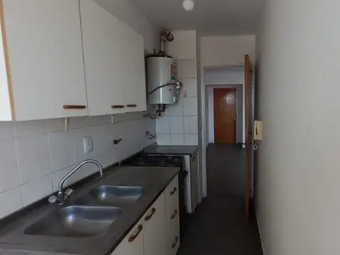 Departamento en Venta en Guemes, USD 77.900