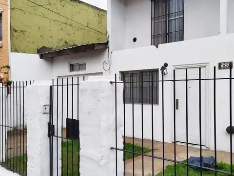Casa en Alquiler de 4 dormitorios