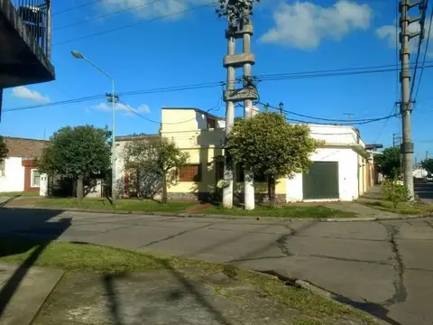 Depto Tipo Casa en Venta de 4 ambientes