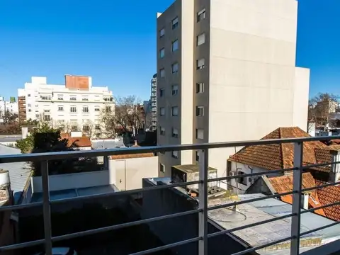 Gascón 2500, Piso 4