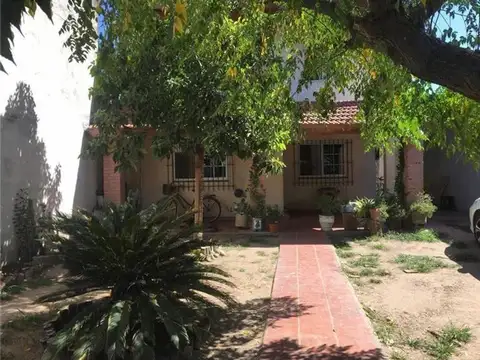 Calle Vauttone - Pilar