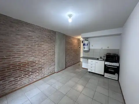 Departamento en Alquiler en Echesortu, $ 240.000