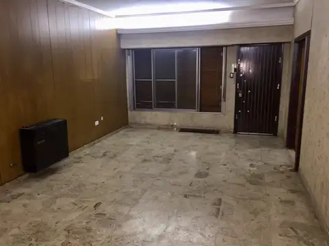 Ameguino n° 576 e/ Mixtral y Ameguino