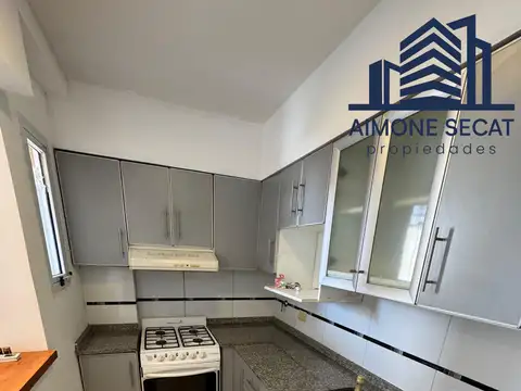 Departamento 2 ambientes con cochera en venta - San Martin Centro