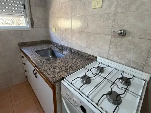 Departamento de DOS AMBIENTES AMPLIOS en Ciudadela