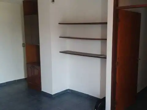 Departamento 4 ambientes con 1 baño