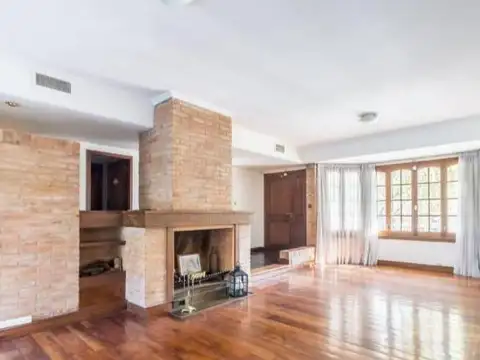 Casa en Venta en Coghlan, USD 980.000