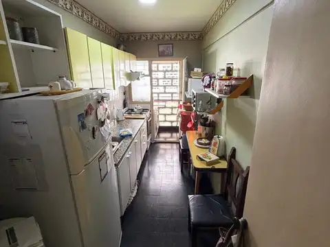 14 De Julio 100