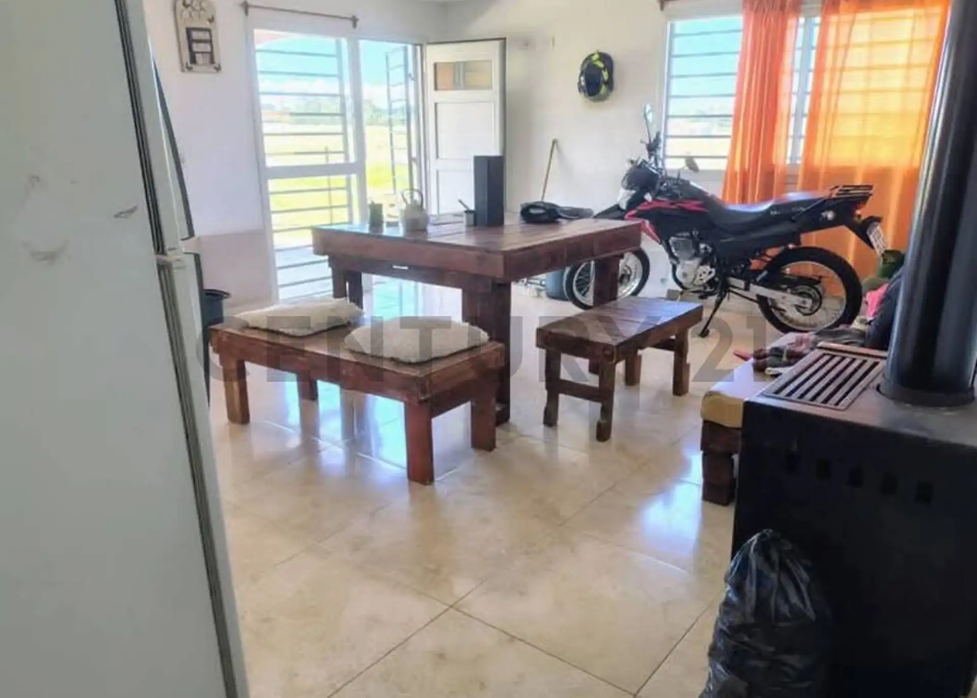 Casa 3 ambientes en San Eduardo del Mar