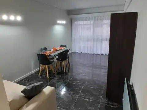 DEPARTAMENTO EN VENTA, DOS AMBIENTES C/DEPENDENCIA FRENTE