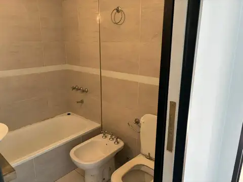 Alicia M de Justo 2900, Piso 6