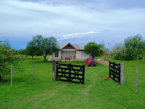 Casa 3 amb en suite sobre lote de 40x100