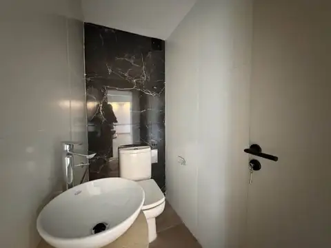 Departamento en Alquiler con 1 cocheras