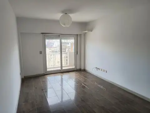 Venta Departamento dúplex 4 ambientes Retiro CABA