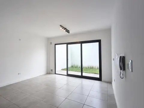 Depto Tipo Casa en Venta de 1 dormitorio