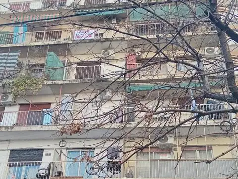 San Lorenzo 100, Piso 5°