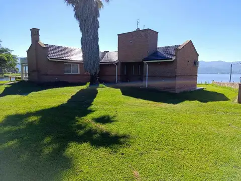 VENTA CHALET 3 DORM VILLA LAGO AZUL