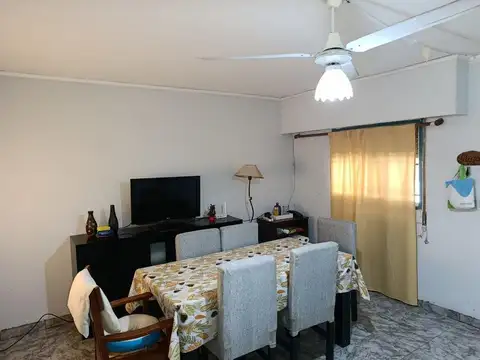 CASA VENTA 3 DORMITORIOS - B° ACINDAR