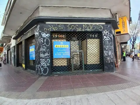 Local en esquina centríco