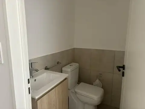 VENTA OFICINA A ESTRENAR EN LAMADRID 167, PISO 9