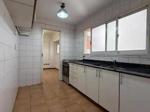 Departamento en Alquiler de 4 ambientes