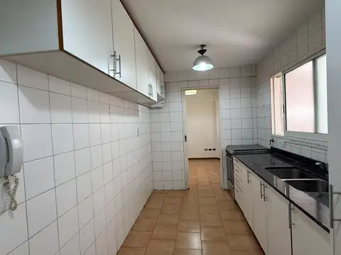 Departamento 4 ambientes con 2 baños