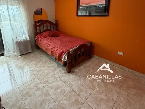 Departamento 6 ambientes con 2 baños
