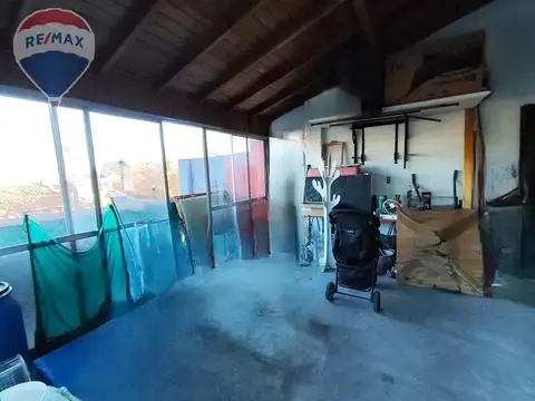 Venta casa 5 amb Ballester Local Quincho Terraza