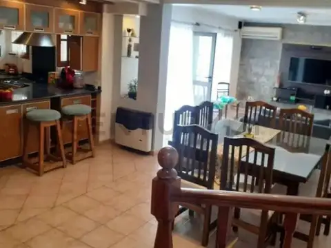 Pedro vargas , Piso 0