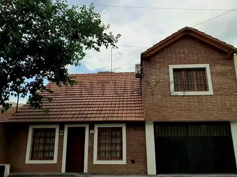Casa en Alquiler en Coronel Dorrego, Guaymallén
