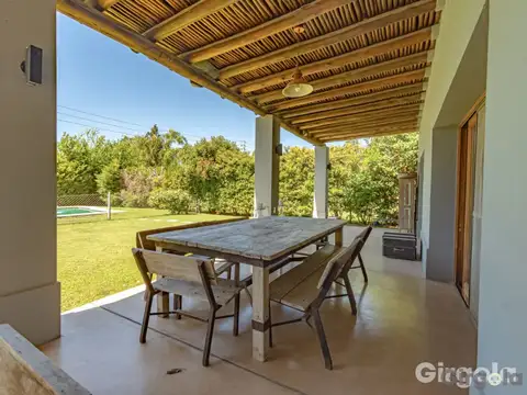 Venta casa 4 ambientes en Pilar