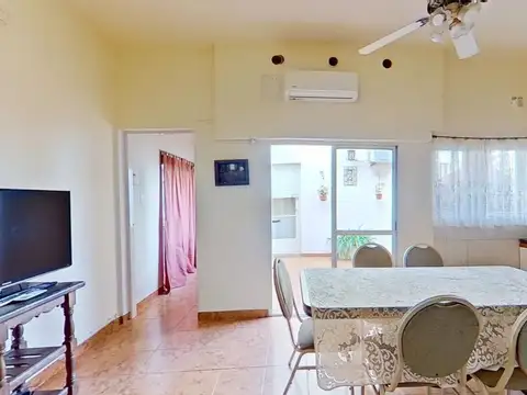 Depto Tipo Casa en Venta de 6 ambientes
