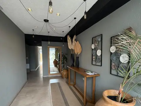Victoriano Loza 300, Piso Pb