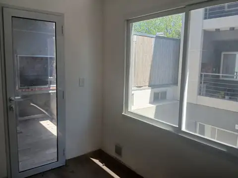 Departamento en venta  con 1 Dormitorio+ Parrilla+Piscina+Solarium. Cochera Opcional en Merlo Sur