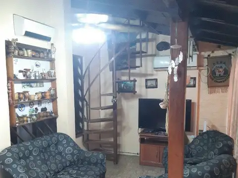 CASA 4 AMBIENTES  HAEDO ACEPTA PERMUTA