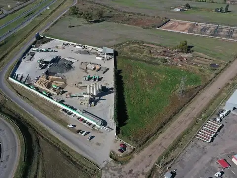 Venta - 6 Hectáreas sobre Aut. Rosario-Bs Aires