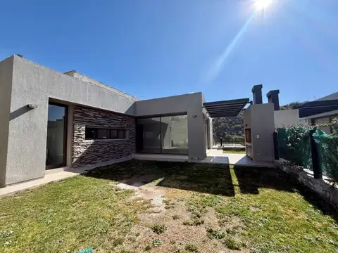 Casa en Venta Dalvian 3 Dormitorios